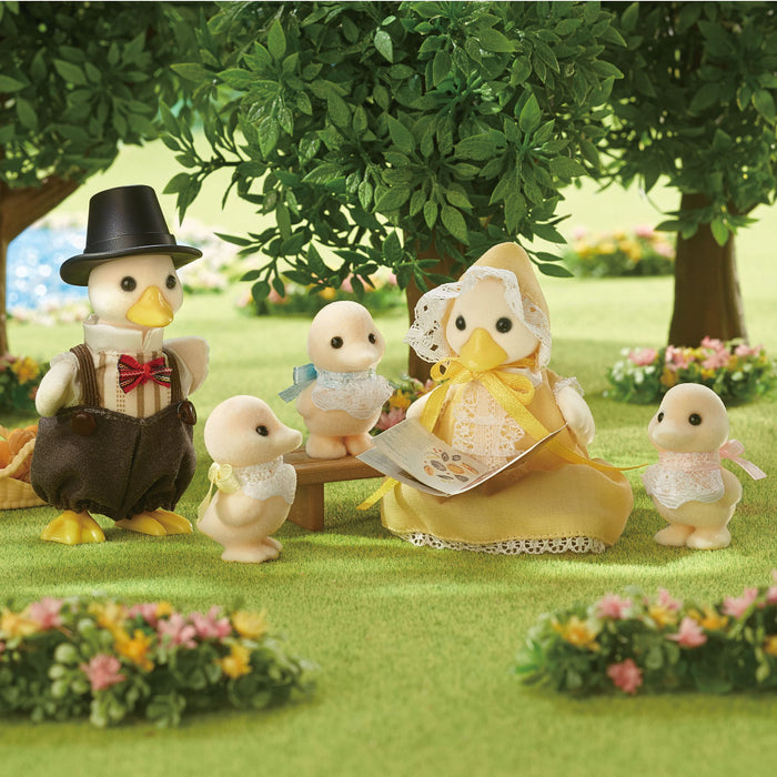 Epoch Sylvanian Families Seasonal Duck Family Toy Dollhouse C-64 St Mark Certified for 3+ Years- Japan Figure Store - #1 Bring To You The Best Japanese Goods